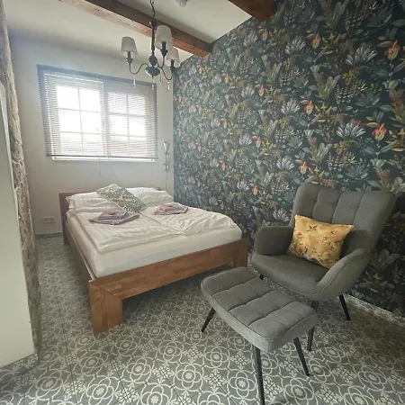 Loblocher Weinkiste Neustadt an der Weinstraße