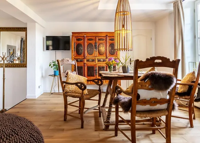 Loblocher Weinkiste * Neustadt an der Weinstraße