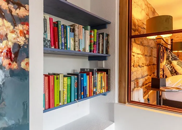 Loblocher Weinkiste * Neustadt an der Weinstraße